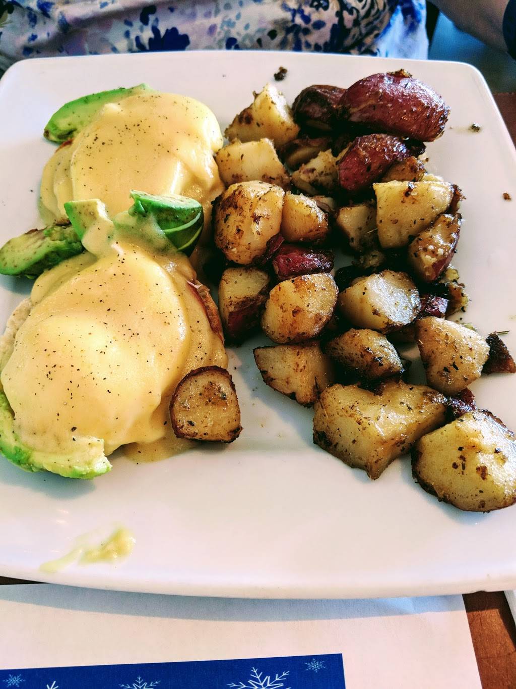 The Corner Cafe & Brewery | cafe | 289 US-1, Tequesta, FL 33469, USA | 5617437619 OR +1 561-743-7619