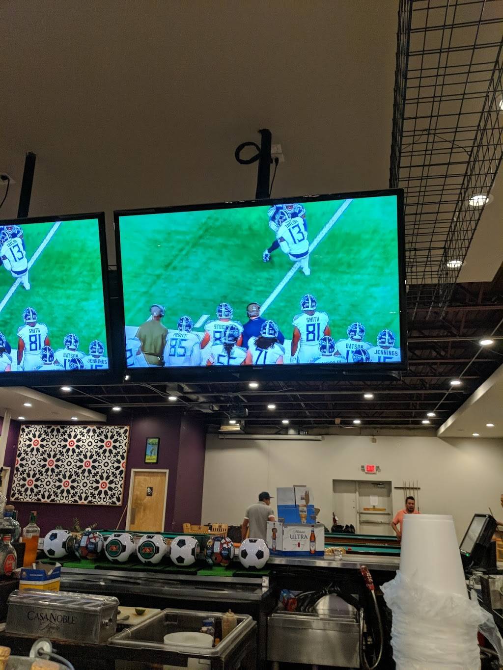 Sapitos Bar Y Grill | restaurant | 2260 W Illinois Ave, Dallas, TX 75224, USA | 2143338404 OR +1 214-333-8404