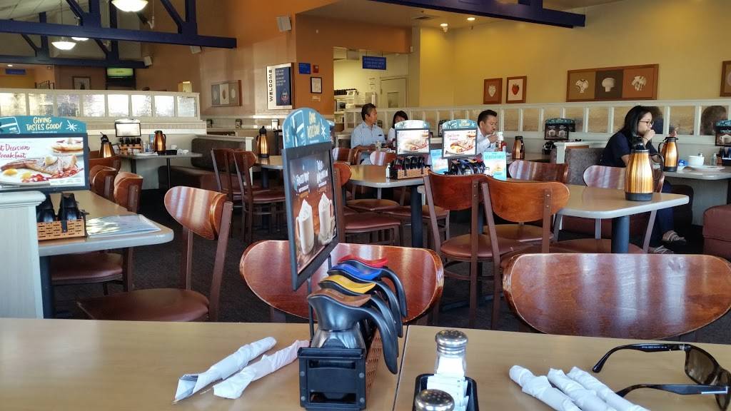 IHOP | restaurant | 8600 S Sepulveda Blvd, Los Angeles, CA 90045, USA | 3104104457 OR +1 310-410-4457