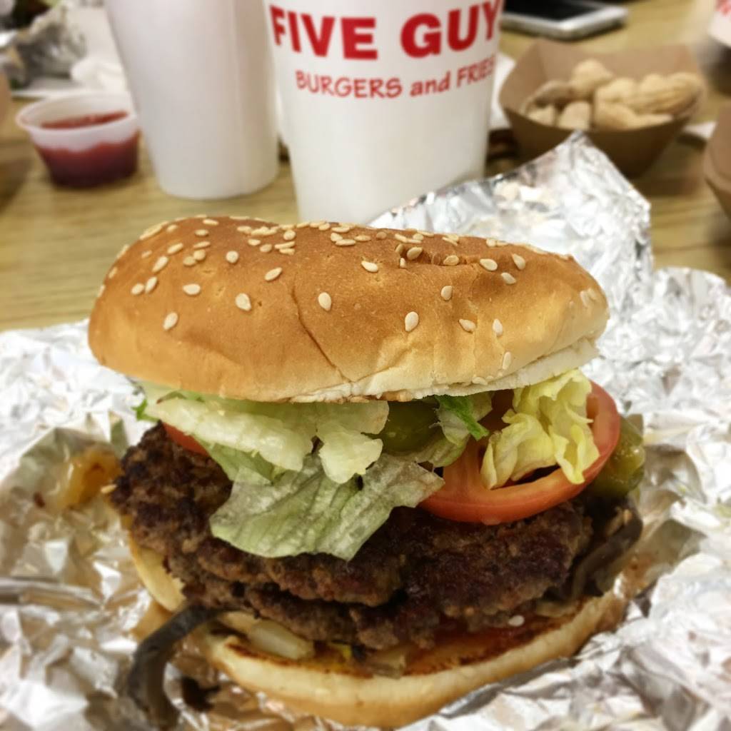 Five Guys | meal takeaway | 234 Brookview Centre Way, Knoxville, TN 37919, USA | 8656027701 OR +1 865-602-7701