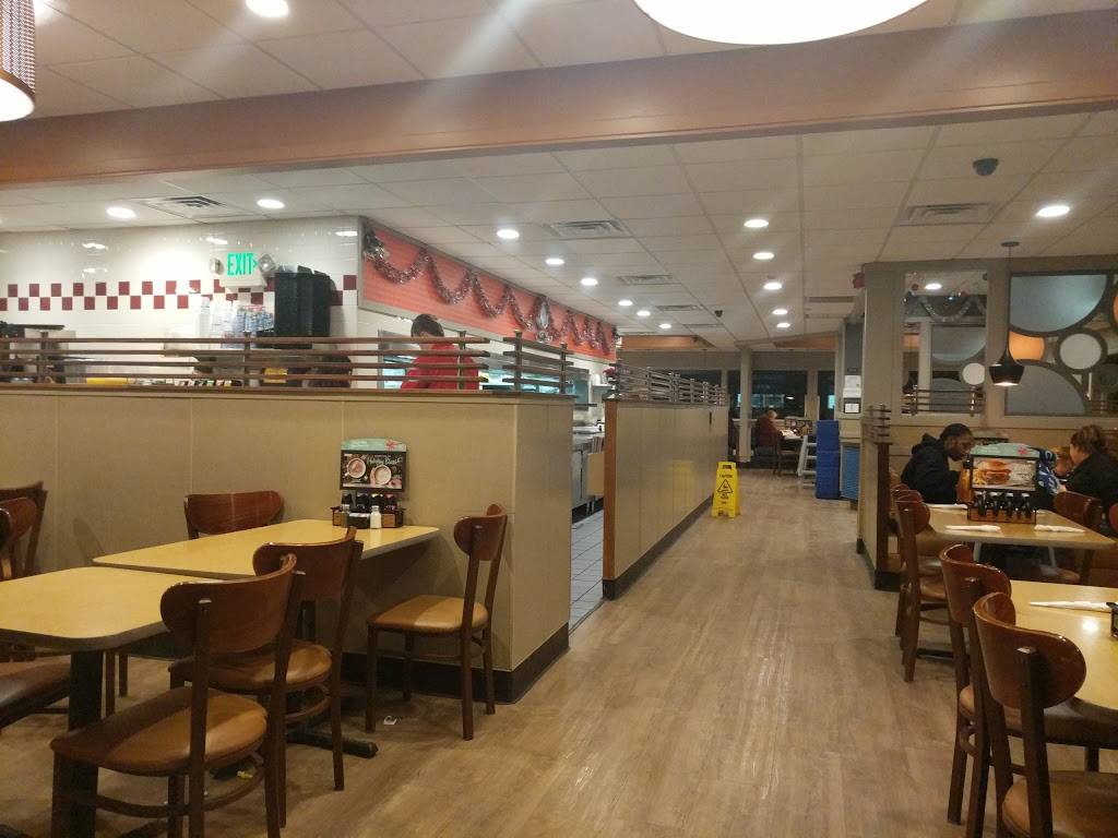 IHOP | restaurant | 4807 SE 14th St, Des Moines, IA 50320, USA | 5159535800 OR +1 515-953-5800