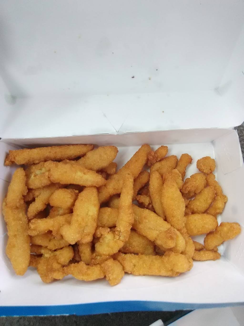 Captain Ds | restaurant | 5001 Oak St Rd, Chattanooga, TN 37416, USA | 4238923896 OR +1 423-892-3896