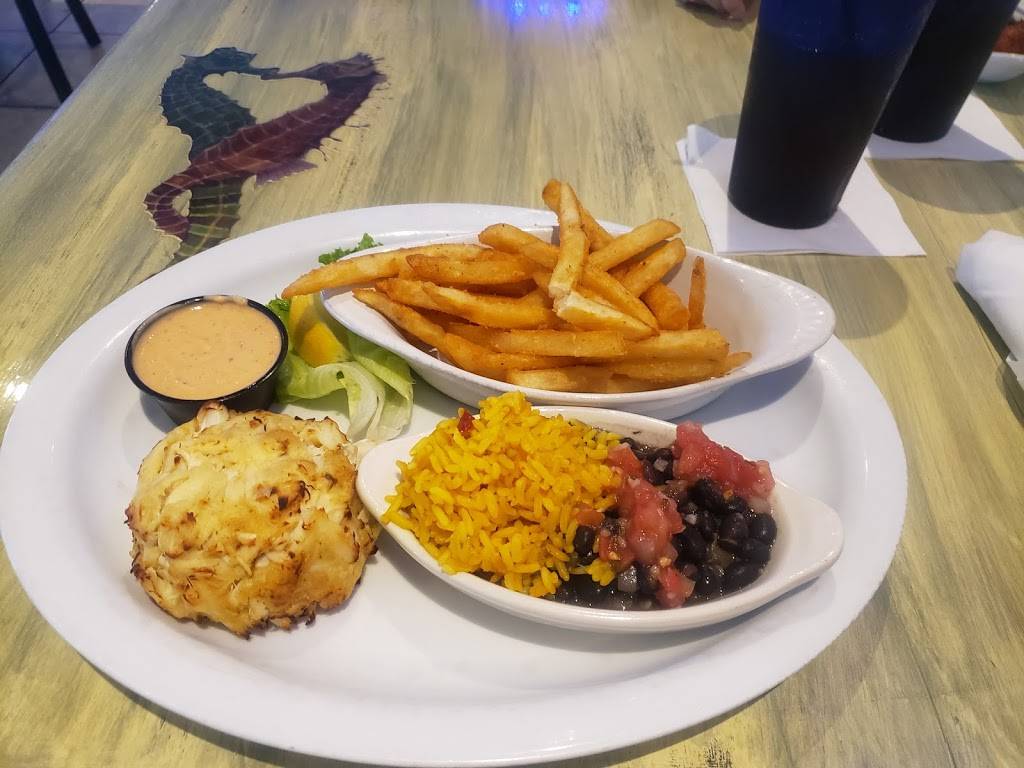 FINS Seafood & Dive Bar | restaurant | 3422 Del Prado Blvd S, Cape Coral, FL 33904, USA | 2399845449 OR +1 239-984-5449