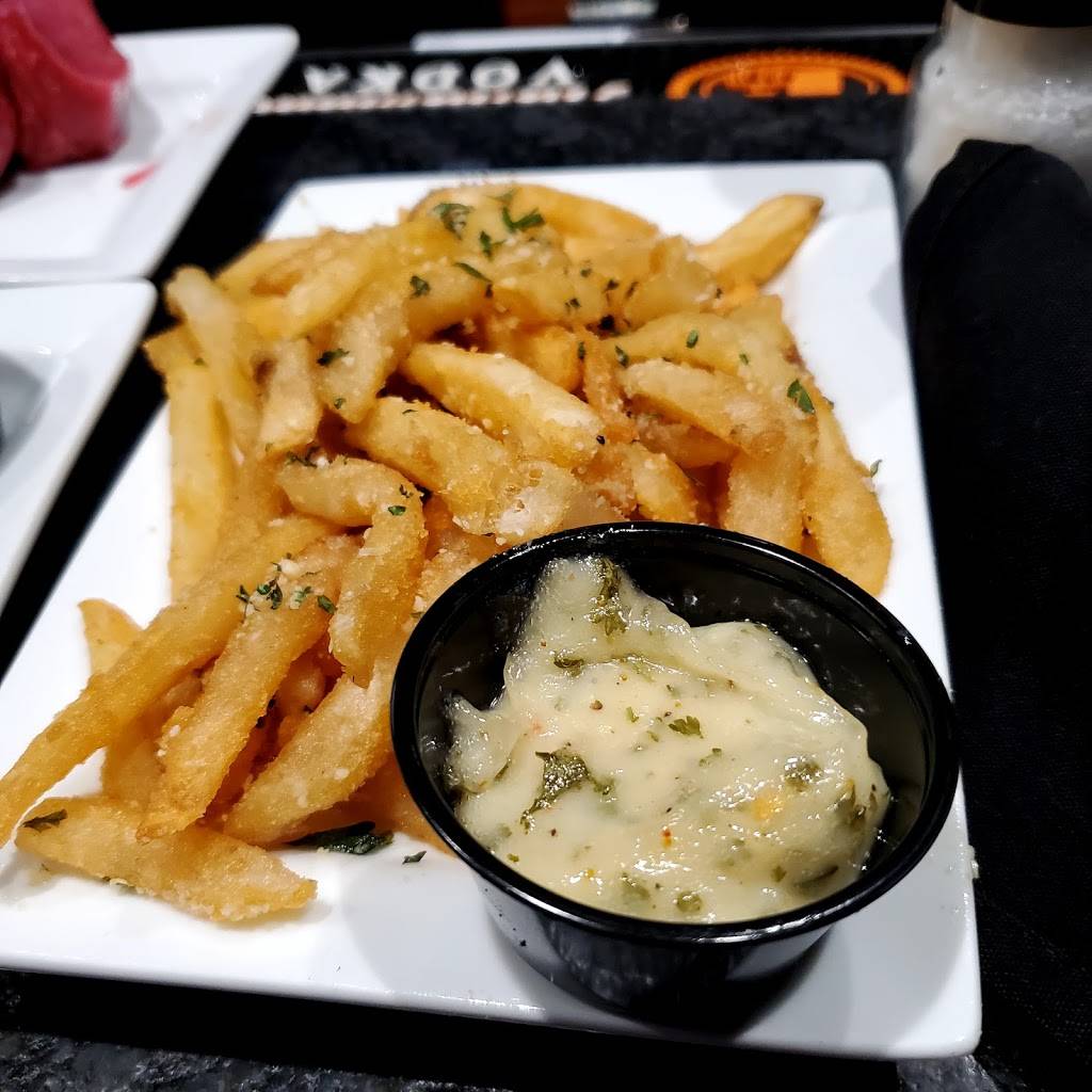 Black Rock Bar and Grill | restaurant | 6200 N Federal Hwy, Fort Lauderdale, FL 33308, USA | 9543682525 OR +1 954-368-2525