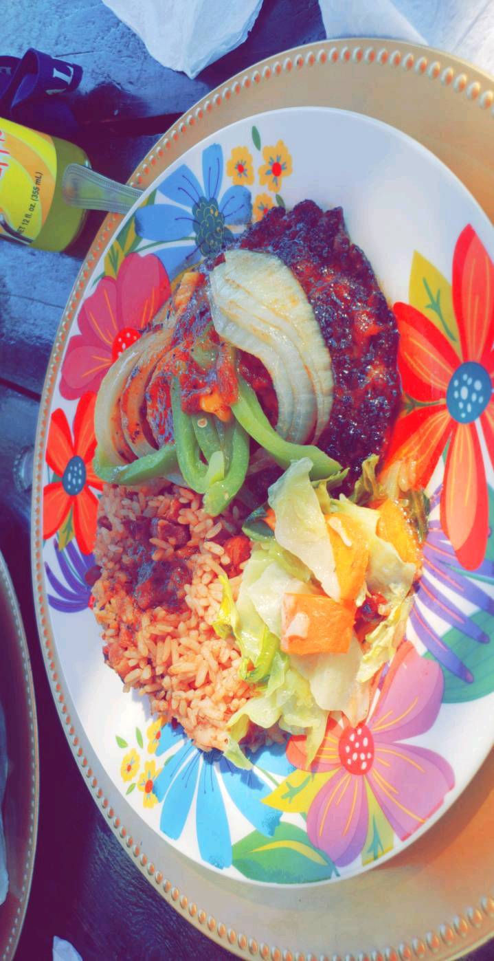 Jamaica House | restaurant | 8307 N Ivanhoe St, Portland, OR 97203, USA | 5034629710 OR +1 503-462-9710