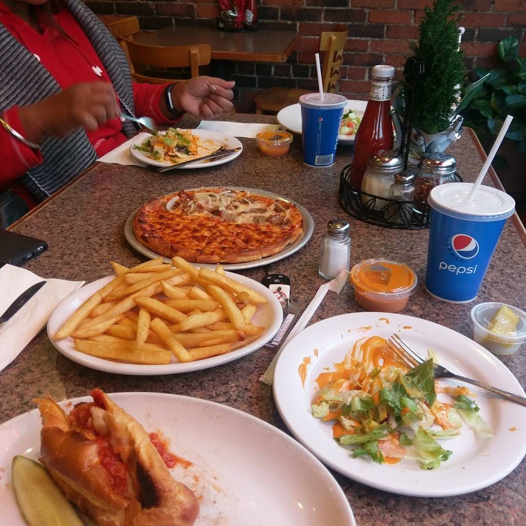 Famous Pizza House | restaurant | 23 N Main St, Norwalk, CT 06854, USA | 2038386100 OR +1 203-838-6100