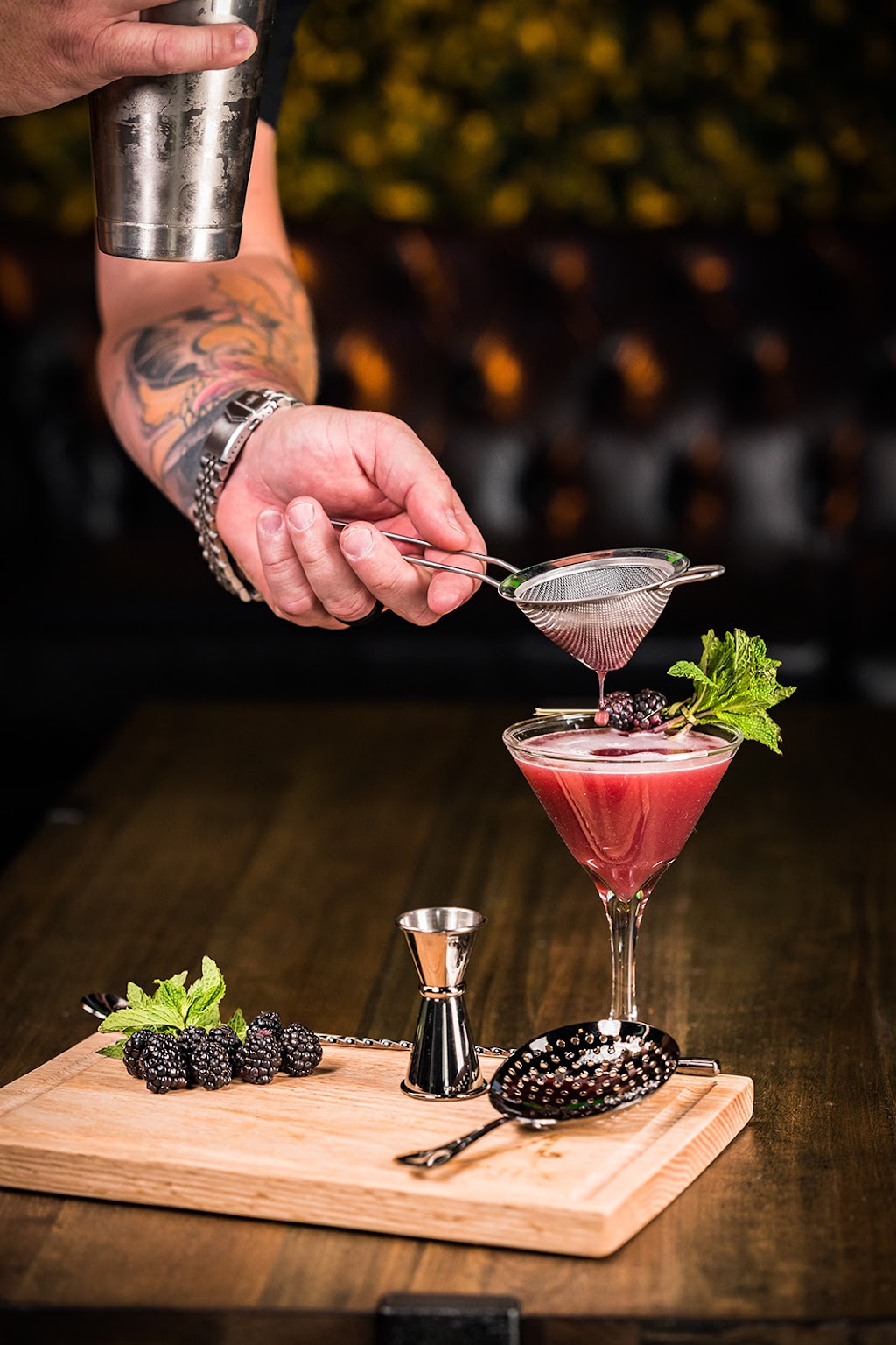 The Ainsworth | restaurant | 3 S 2nd St #117, Phoenix, AZ 85004, USA | 6022967976 OR +1 602-296-7976