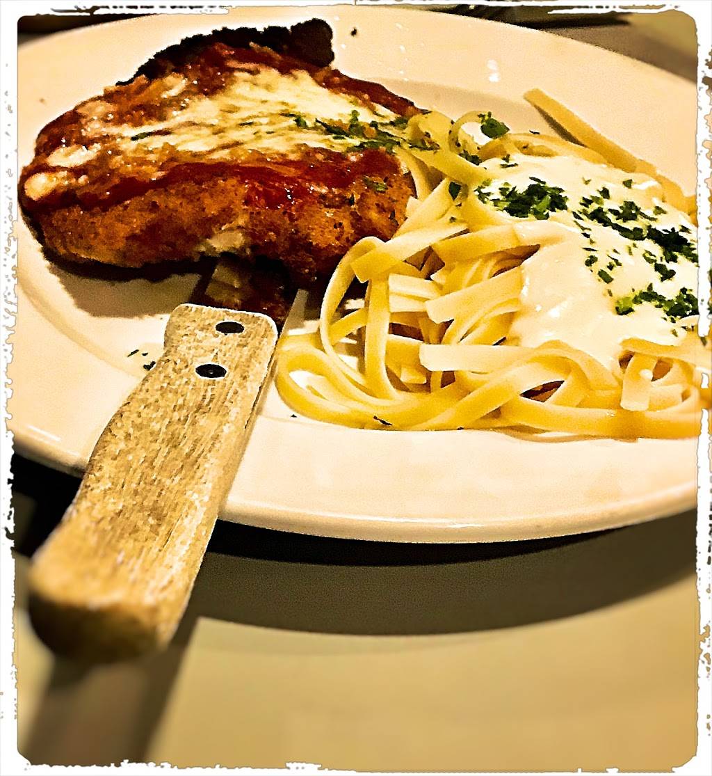 Strings Italian Cafe | restaurant | 4104 Manzanita Ave, Sacramento, CA 95841, USA | 9163481925 OR +1 916-348-1925