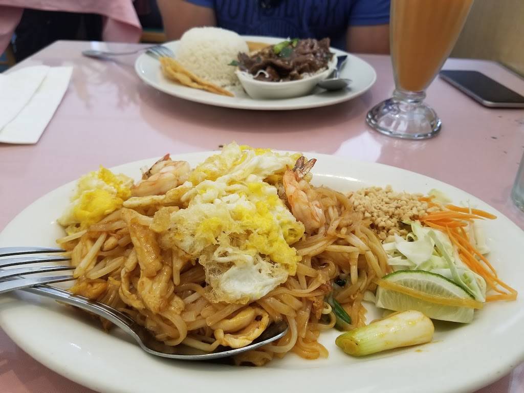 Thai Kitchen | restaurant | 4250 Barranca Pkwy U, Irvine, CA 92604, USA | 9498571788 OR +1 949-857-1788