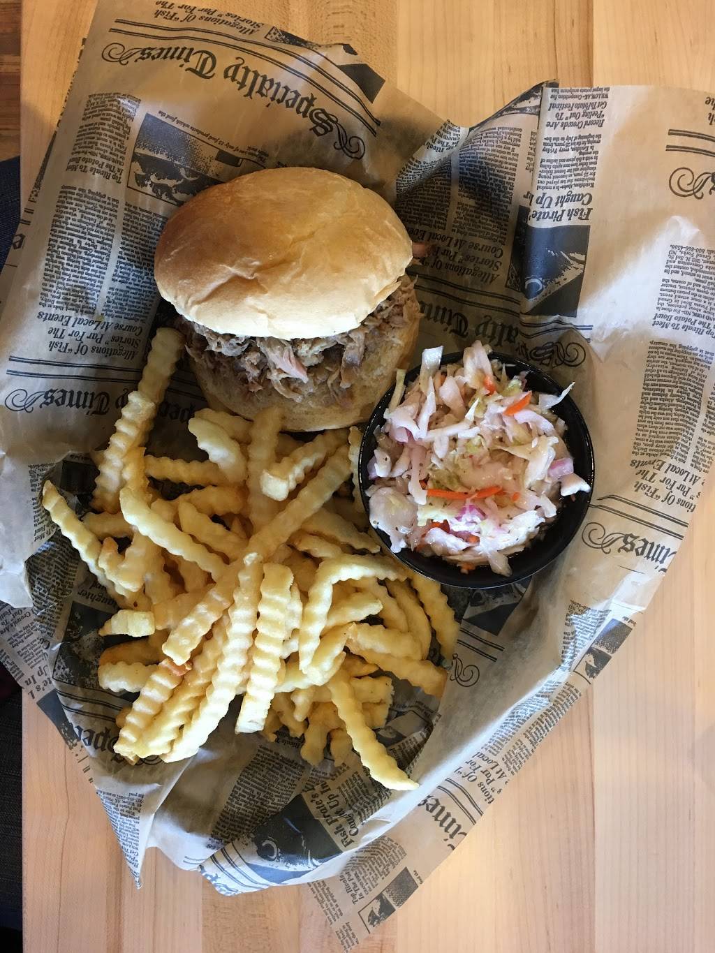 McCormicks Smokehouse Restaurant | restaurant | 1510 N 15th St, Springfield, IL 62702, USA | 2177263418 OR +1 217-726-3418