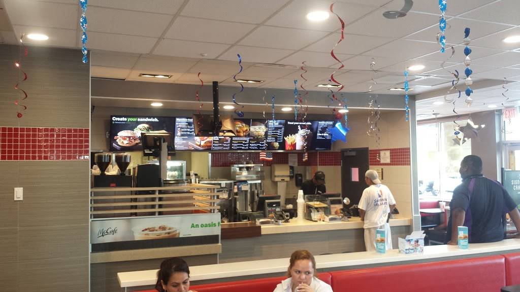 McDonalds | cafe | 10450 Northwest Fwy, Houston, TX 77092, USA | 7138128899 OR +1 713-812-8899