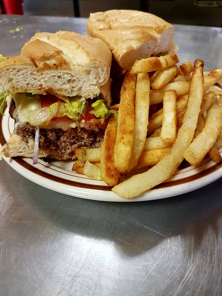 Swanton House of Pizza | restaurant | 34 Merchants Row, Swanton, VT 05488, USA | 8028683085 OR +1 802-868-3085