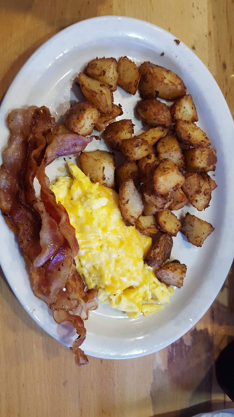 Breakfast Club of Casselberry | restaurant | 3385 S US Hwy 17 92, Casselberry, FL 32707, USA | 3212070991 OR +1 321-207-0991