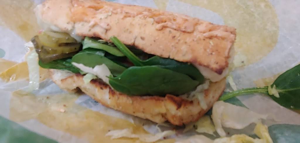 Subway Restaurants | restaurant | 1651 S Melrose Dr Ste B Melrose Village Plaza Shop Ctr, Vista, CA 92081, USA | 7605979906 OR +1 760-597-9906
