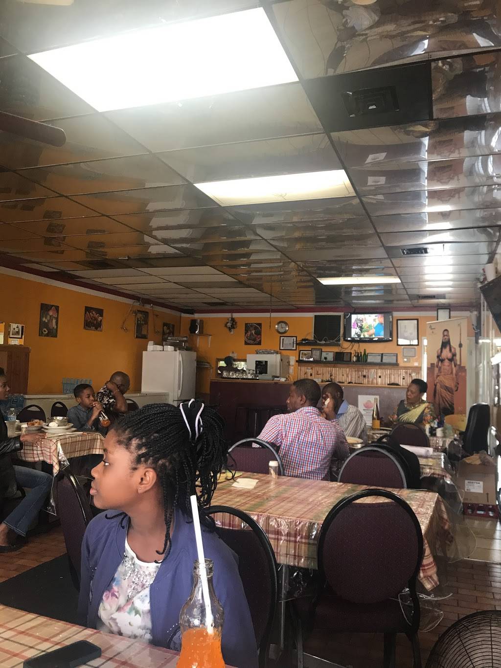 Ola Restaurant & Catering Services | restaurant | 1552 Jane St, North York, ON M9N 2R5, Canada | 4166146521 OR +1 416-614-6521