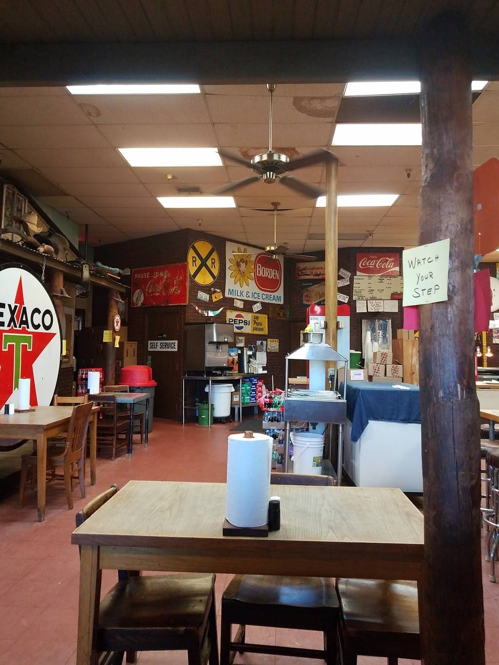 Bodacious Bar-B-Q | restaurant | 1879 Troup Hwy, Tyler, TX 75701, USA | 9035924148 OR +1 903-592-4148