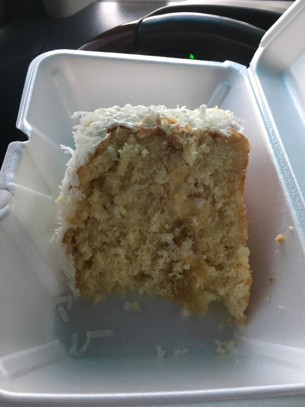 Brewtons Restaurant | restaurant | 2467 NJ-33, Neptune City, NJ 07753, USA | 7329220558 OR +1 732-922-0558