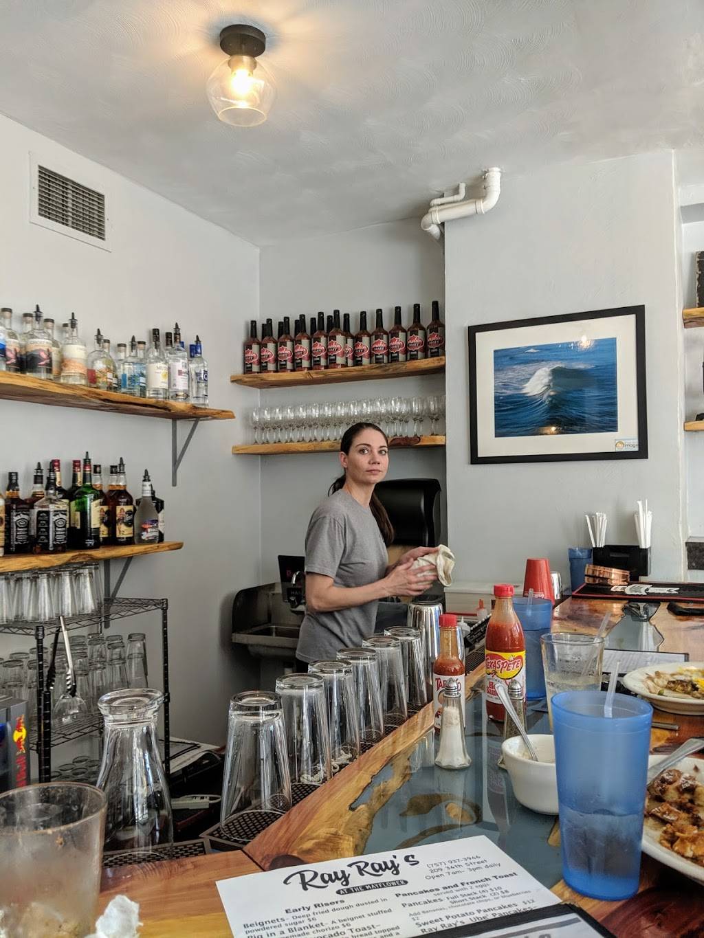 Ray Rays Kitchen | restaurant | 209 34th St, Virginia Beach, VA 23451, USA | 7579373946 OR +1 757-937-3946