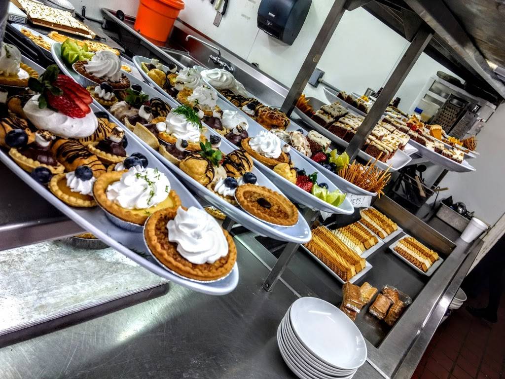 Legends on the Lake | restaurant | 153 Mountains Blvd, Lake Lure, NC 28746, USA | 8286943032 OR +1 828-694-3032