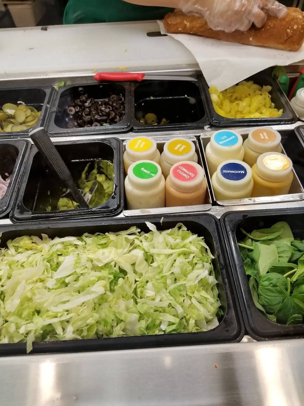 Subway | restaurant | 1600 Smith St, Houston, TX 77002, USA | 7137390103 OR +1 713-739-0103