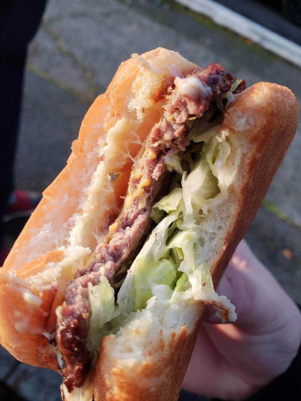 Frisko Freeze | restaurant | 1201 Division Ave, Tacoma, WA 98403, USA | 2532726843 OR +1 253-272-6843