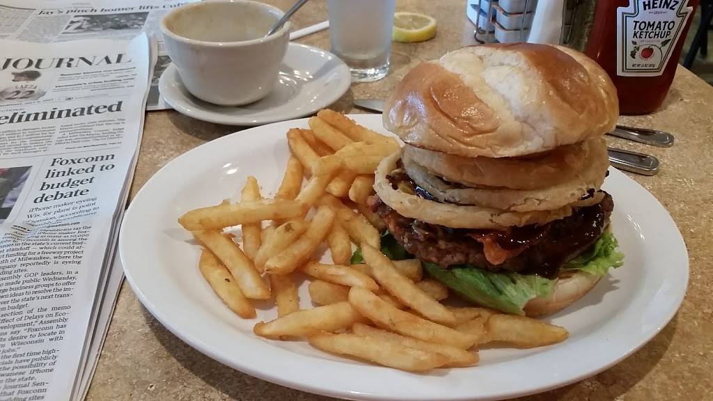 Sofra Family Bistro | restaurant | 7457 Elmwood Ave, Middleton, WI 53562, USA | 6088366614 OR +1 608-836-6614