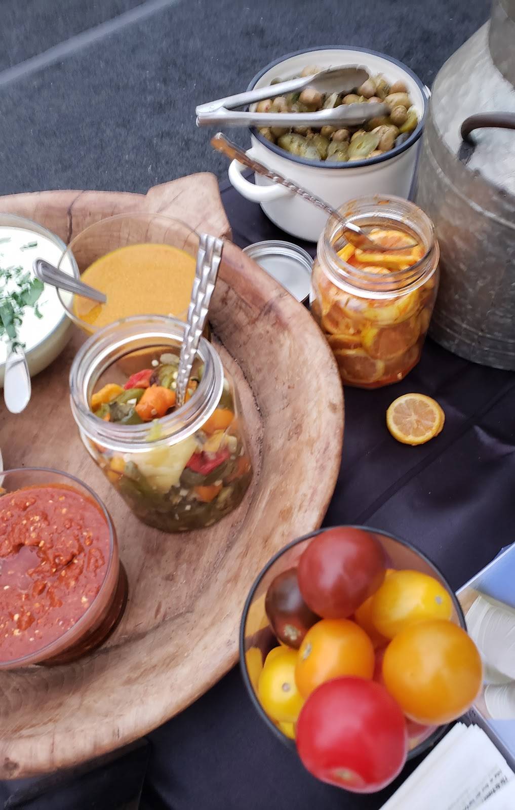 Falafeland Anat food truck | restaurant | 19858 Ventura Blvd, Woodland Hills, CA 91364, USA | 8185223681 OR +1 818-522-3681