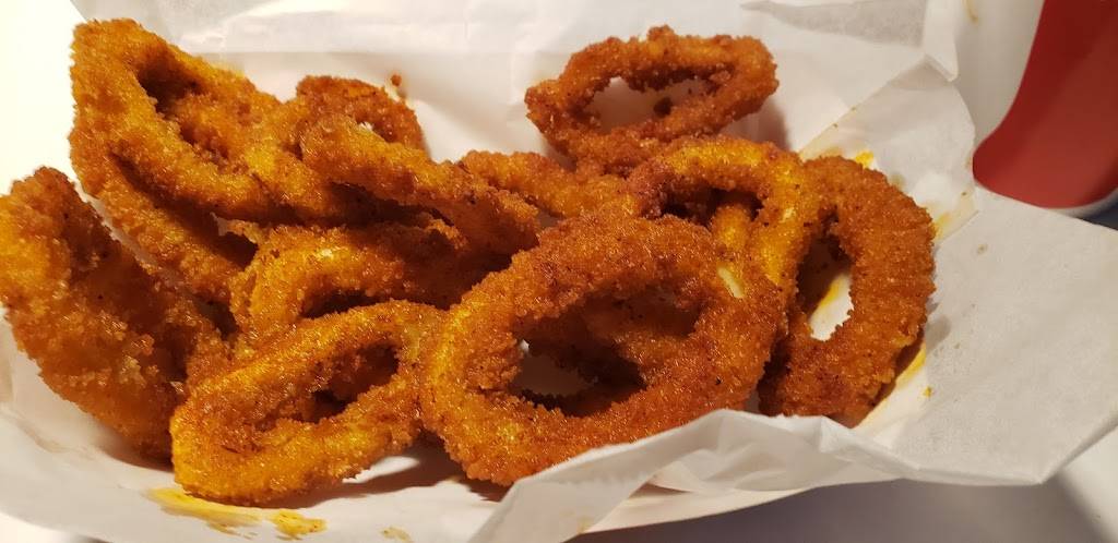 The Yabby Hut | restaurant | 3355 S Yarrow St E-131, Lakewood, CO 80227, USA | 3039850231 OR +1 303-985-0231