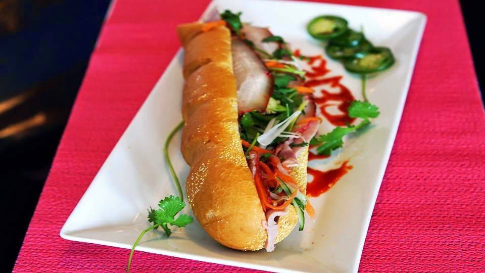 Phorever Sterling | restaurant | 47100 Community Plaza #124, Sterling, VA 20164, USA | 7034339476 OR +1 703-433-9476