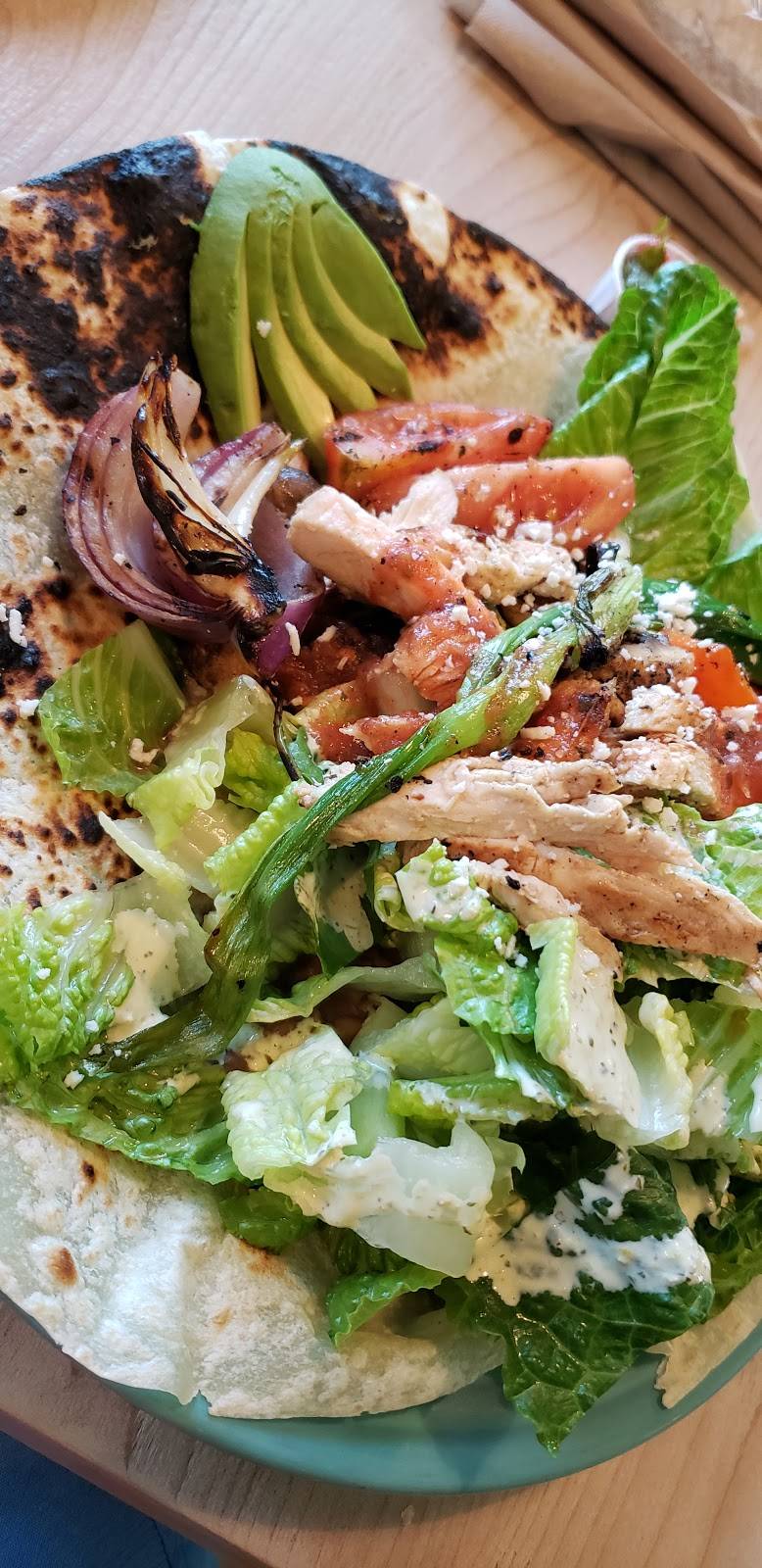 Folsom at The Creek | Dos Coyotes | restaurant | 13385 Folsom Blvd, Folsom, CA 95630, USA | 9163519750 OR +1 916-351-9750