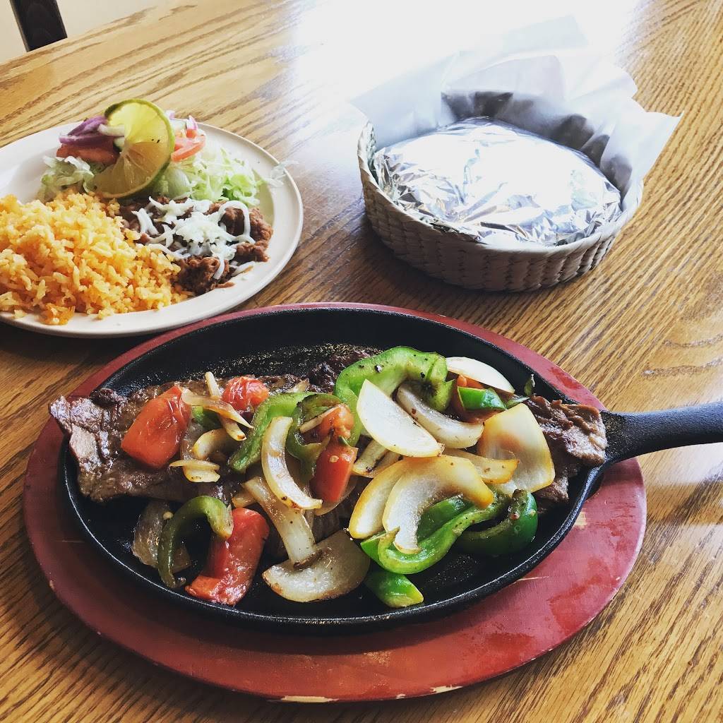 Taqueria Los Comales Lombard | restaurant | 719 E Roosevelt Rd, Lombard, IL 60148, USA | 6306561989 OR +1 630-656-1989