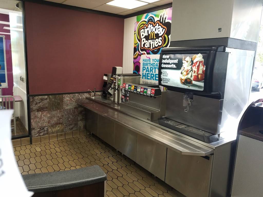 McDonalds | cafe | 23073 Sandalfoot Plaza Dr, Boca Raton, FL 33428, USA | 5614839676 OR +1 561-483-9676