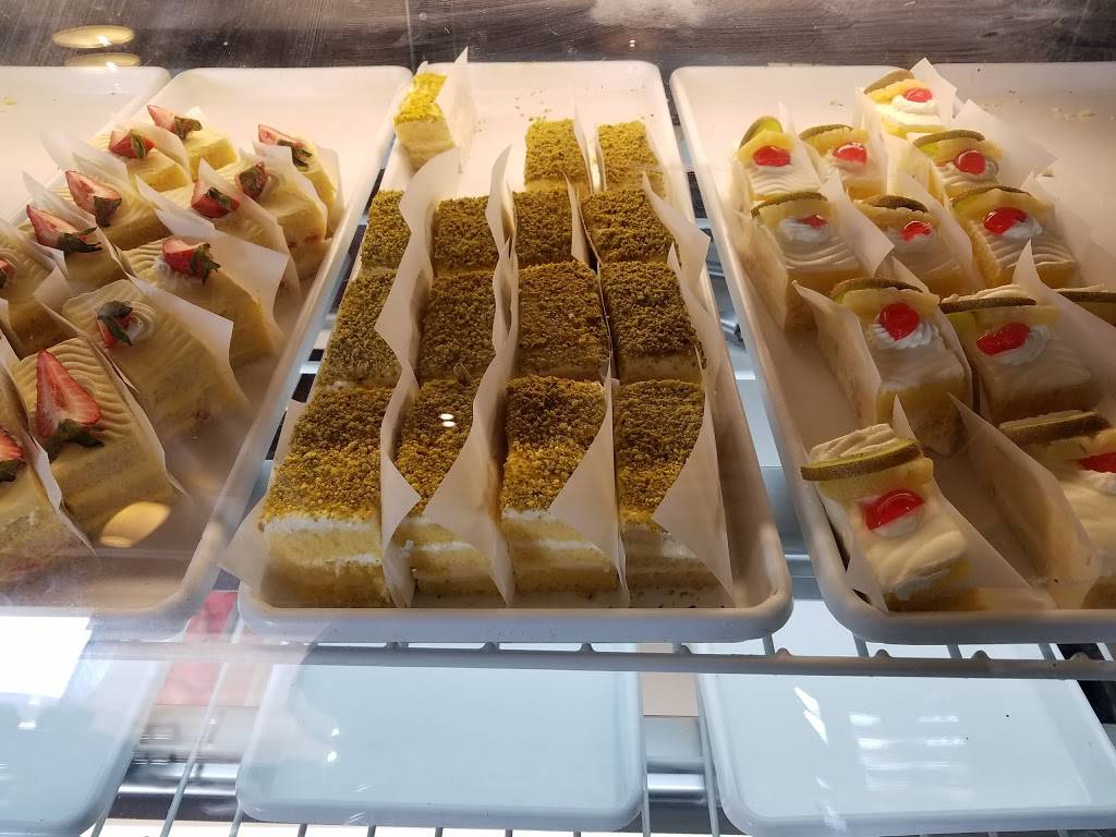 Square Cut Indian Bistro and Bakery | bakery | 1665 Stelton Rd, Piscataway Township, NJ 08854, USA | 7322530599 OR +1 732-253-0599