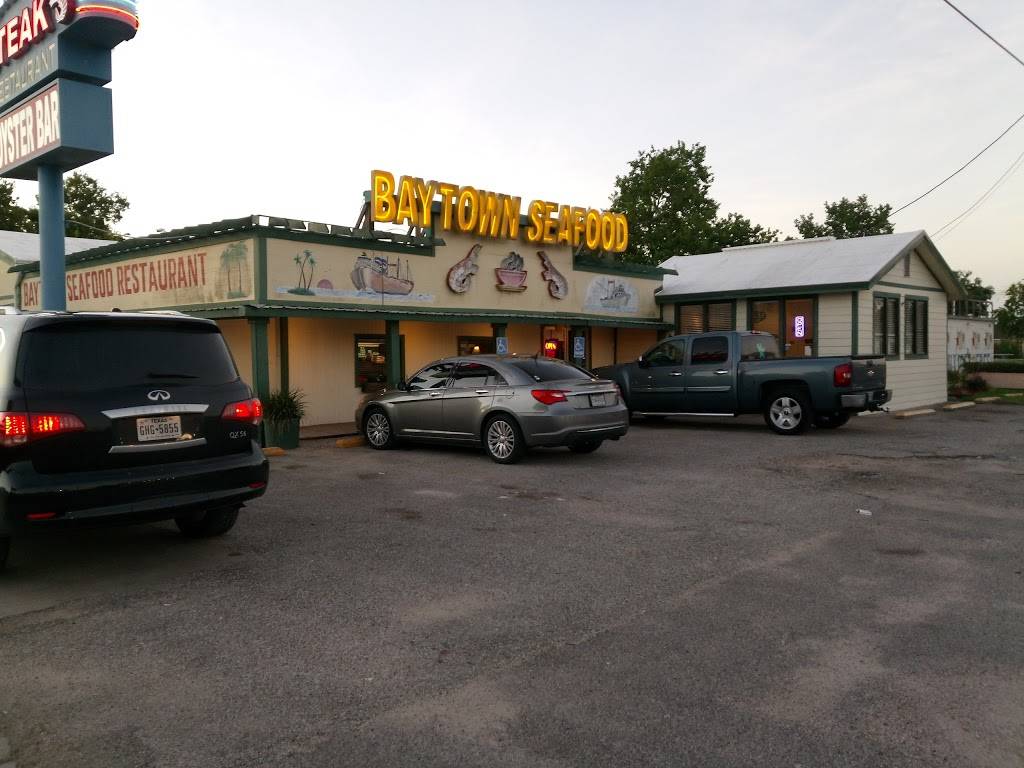 Baytown Seafood | restaurant | 8765 TX-35, Van Vleck, TX 77482, USA | 9793230444 OR +1 979-323-0444