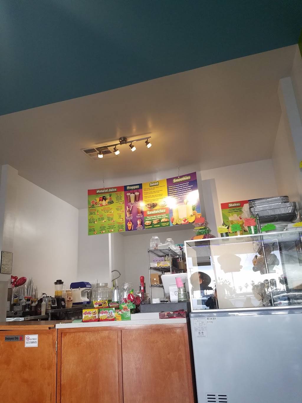 Bionicos Green Paradise | restaurant | 3414 W Ball Rd suite D, Anaheim, CA 92804, USA | 7148862885 OR +1 714-886-2885