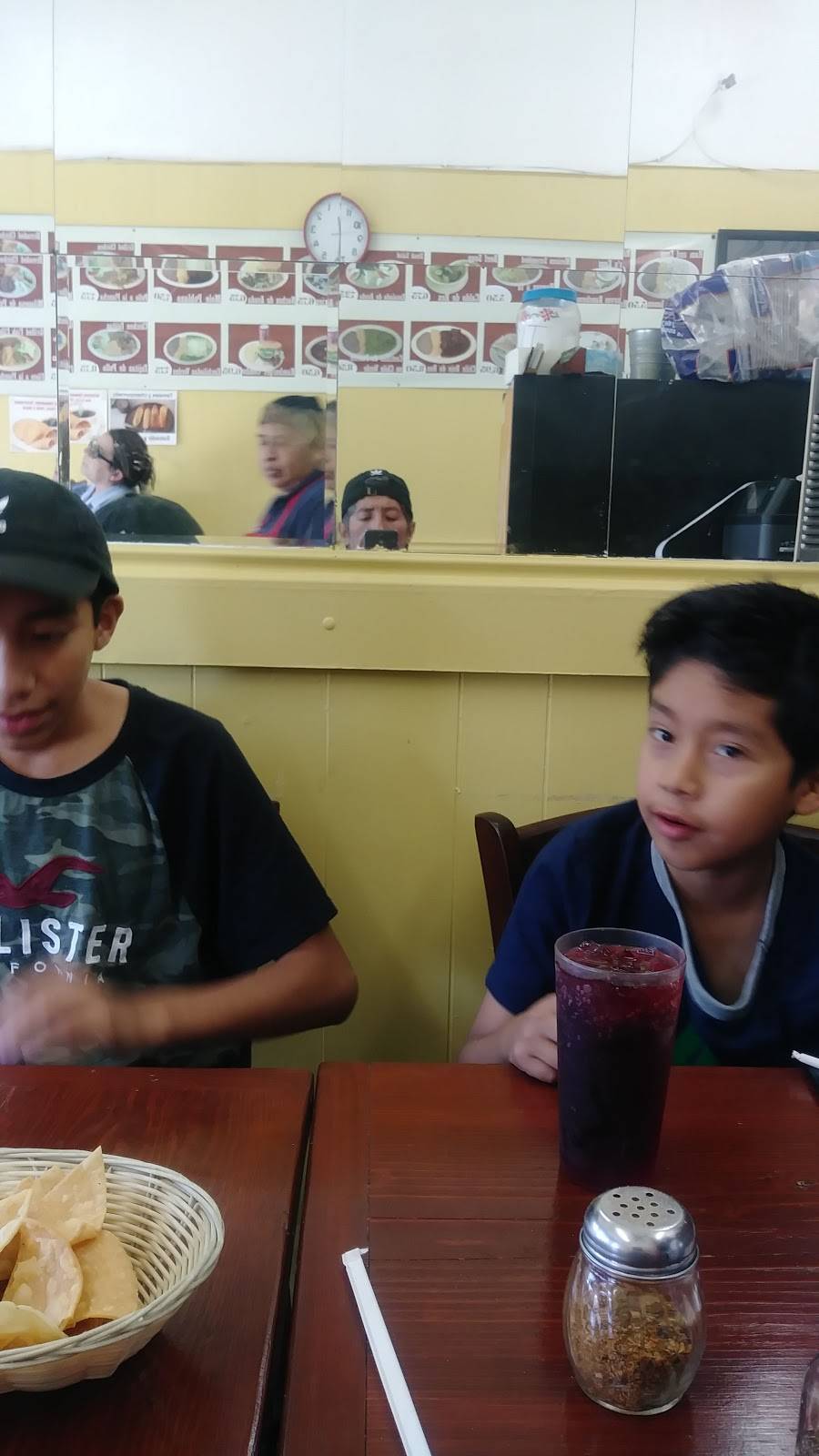 Los Poblanos Restaurant | restaurant | 838 S Glendale Ave, Glendale, CA 91205, USA | 8185490938 OR +1 818-549-0938