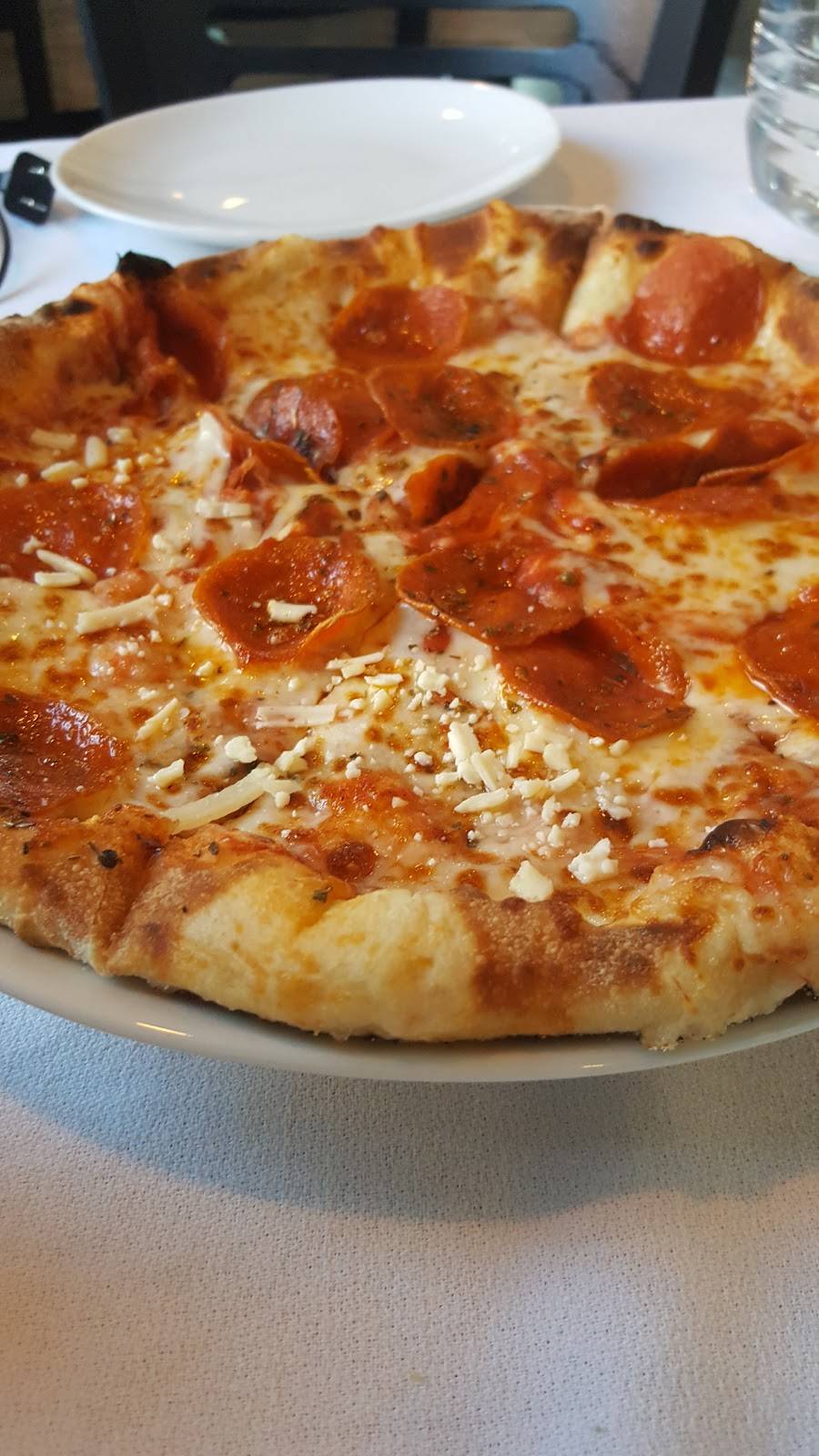 Galazio Restaurant & Bar | restaurant | 6223 Crain Hwy, La Plata, MD 20646, USA | 3013929500 OR +1 301-392-9500