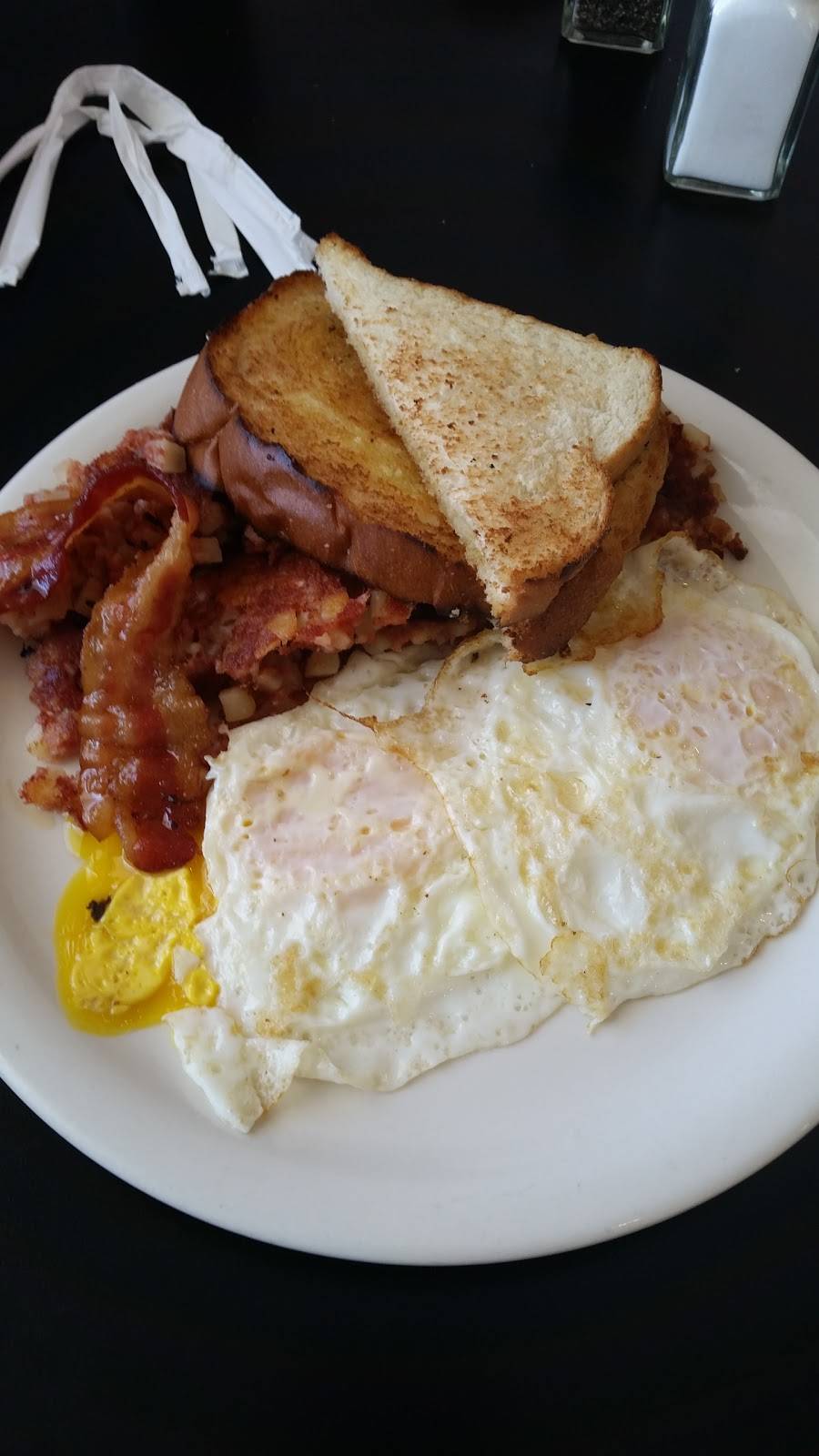 That Place | restaurant | 4133 W Polk Rd, Hart, MI 49420, USA | 2318738883 OR +1 231-873-8883