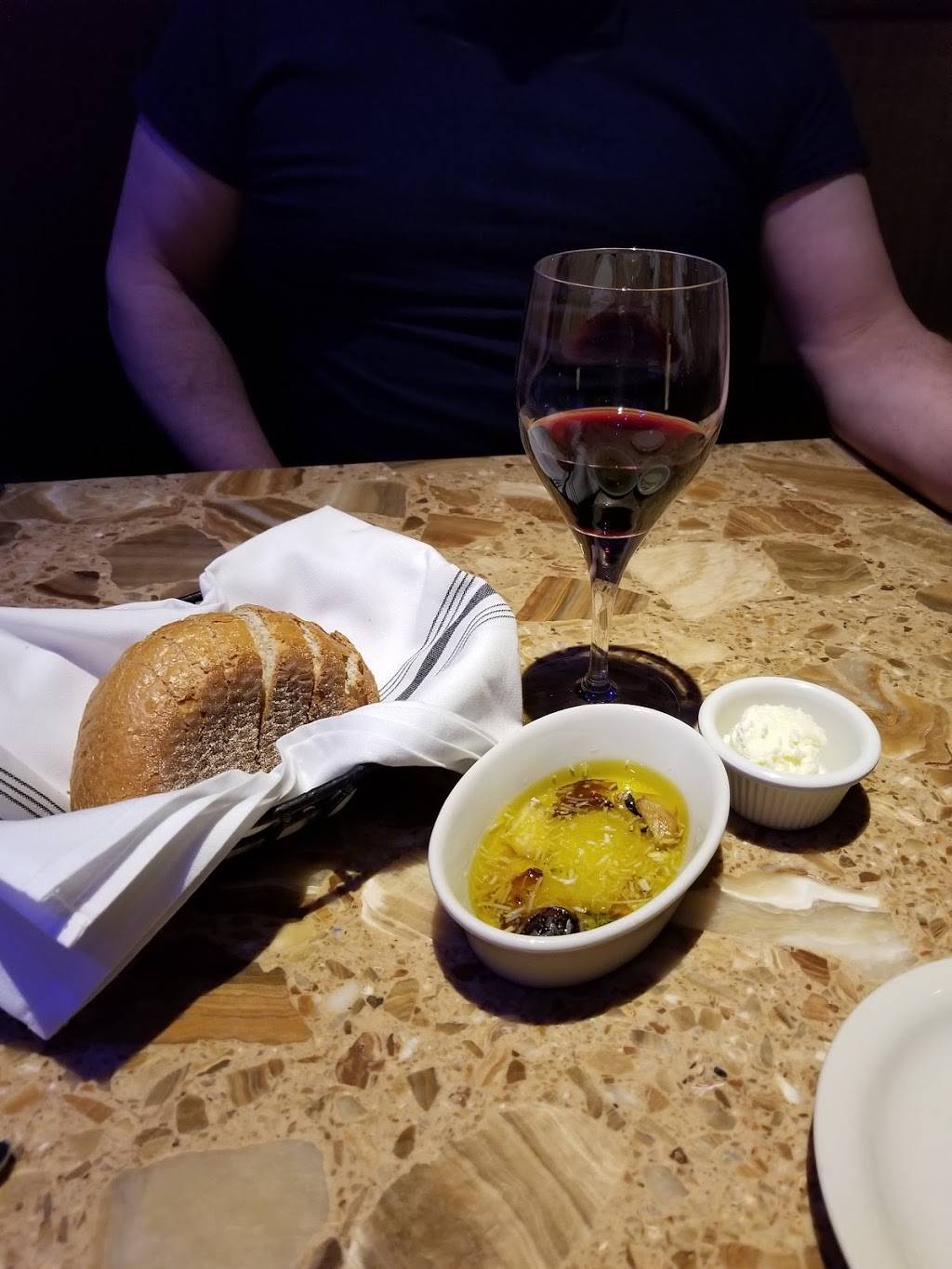 Copper Cellar West | restaurant | 7316 Kingston Pike, Knoxville, TN 37919, USA | 8656733422 OR +1 865-673-3422