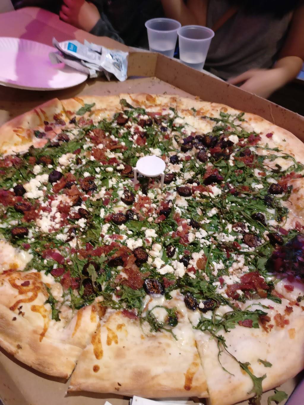 Oz Pizza | restaurant | 2512, 508 Castro St, San Francisco, CA 94114, USA | 4158612525 OR +1 415-861-2525