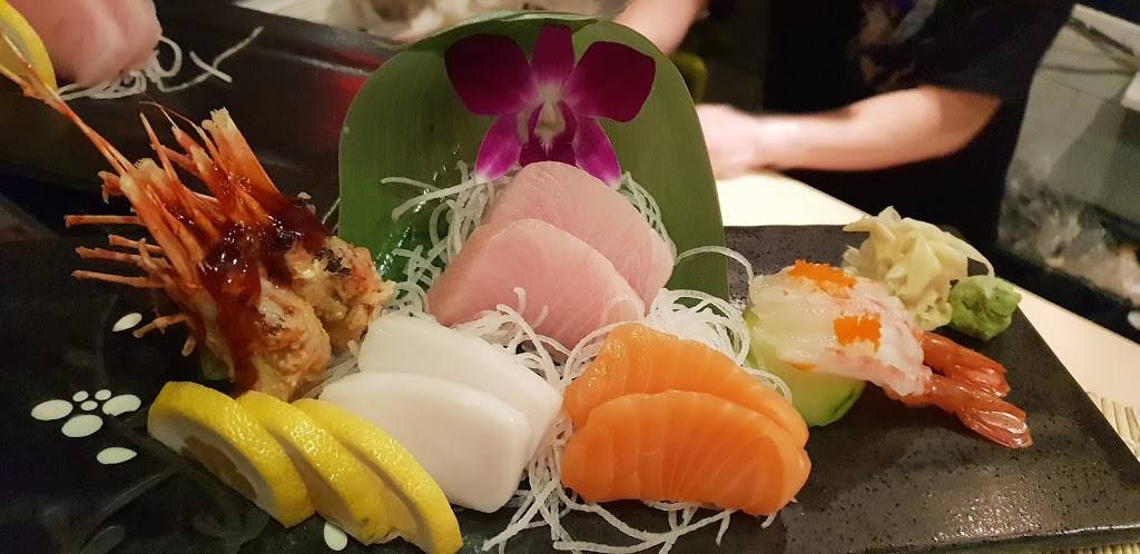 Sushi Soba | restaurant | 1345 E Putnam Ave, Old Greenwich, CT 06870, USA | 2039900888 OR +1 203-990-0888