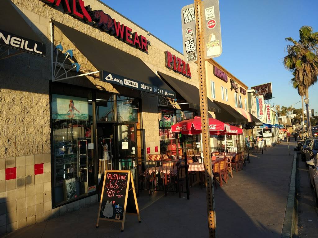 Sandbar Sports Grill | restaurant | 718 Ventura Pl, San Diego, CA 92109, USA | 8584881274 OR +1 858-488-1274