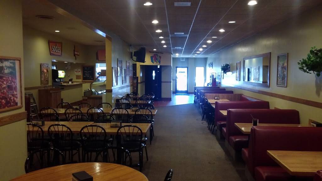 Round Table Pizza | meal delivery | 128 Woodside Rd, Redwood City, CA 94061, USA | 6503652770 OR +1 650-365-2770