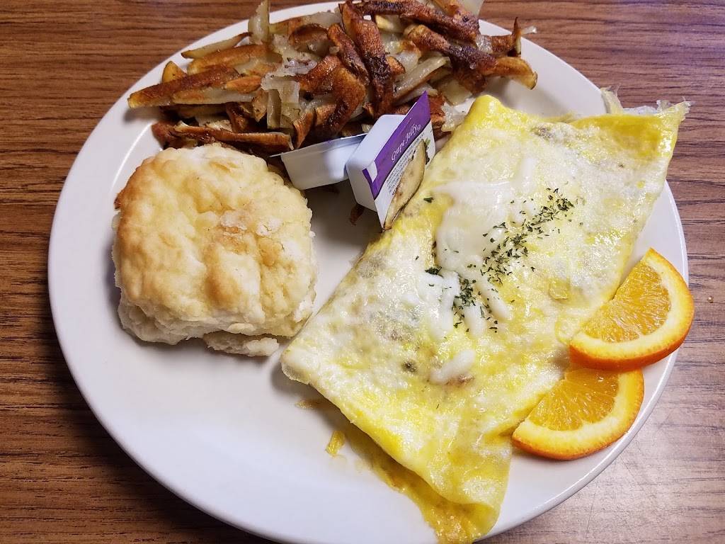 Town Square Cafe & Bakery | restaurant | 704 Veterans Memorial Dr, Tellico Plains, TN 37385, USA | 4232532200 OR +1 423-253-2200