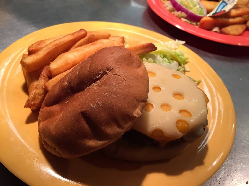 Niffers Place Auburn | restaurant | 1151 Opelika Rd, Auburn, AL 36830, USA | 3348213118 OR +1 334-821-3118