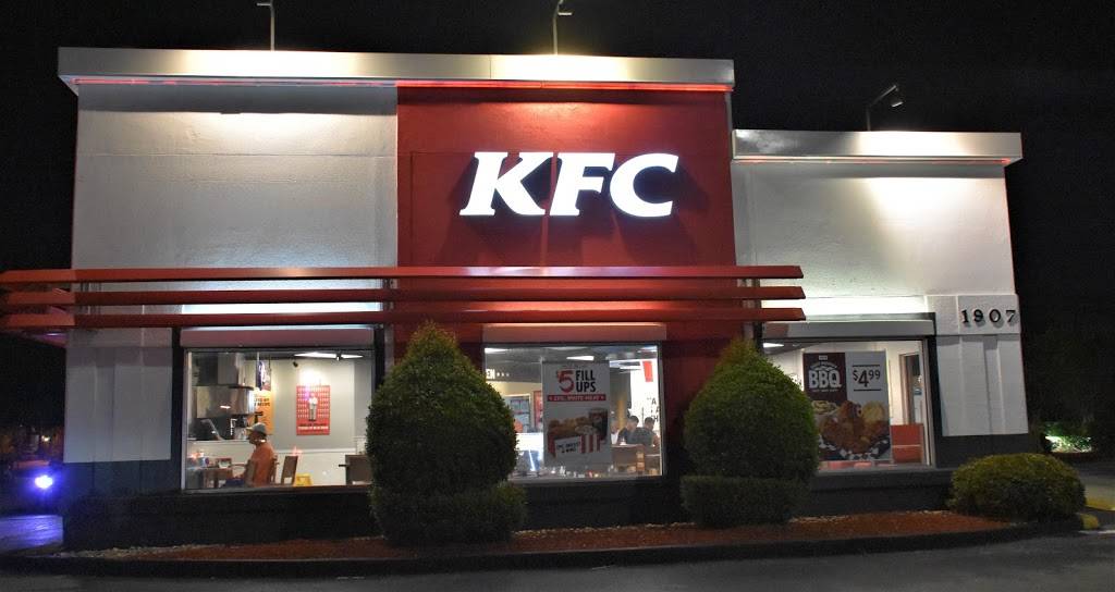 KFC | restaurant | 5680 W US-192, Kissimmee, FL 34746, USA | 4073964545 OR +1 407-396-4545
