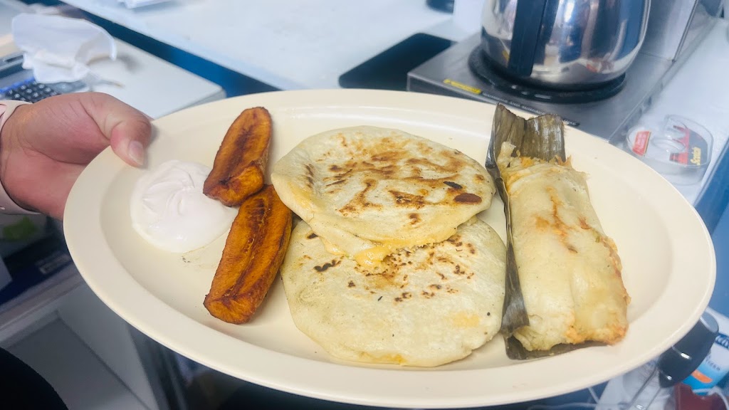 Las Guanacas | restaurant | 9927 Irvington Blvd, Houston, TX 77076, USA | 3466149507 OR +1 346-614-9507