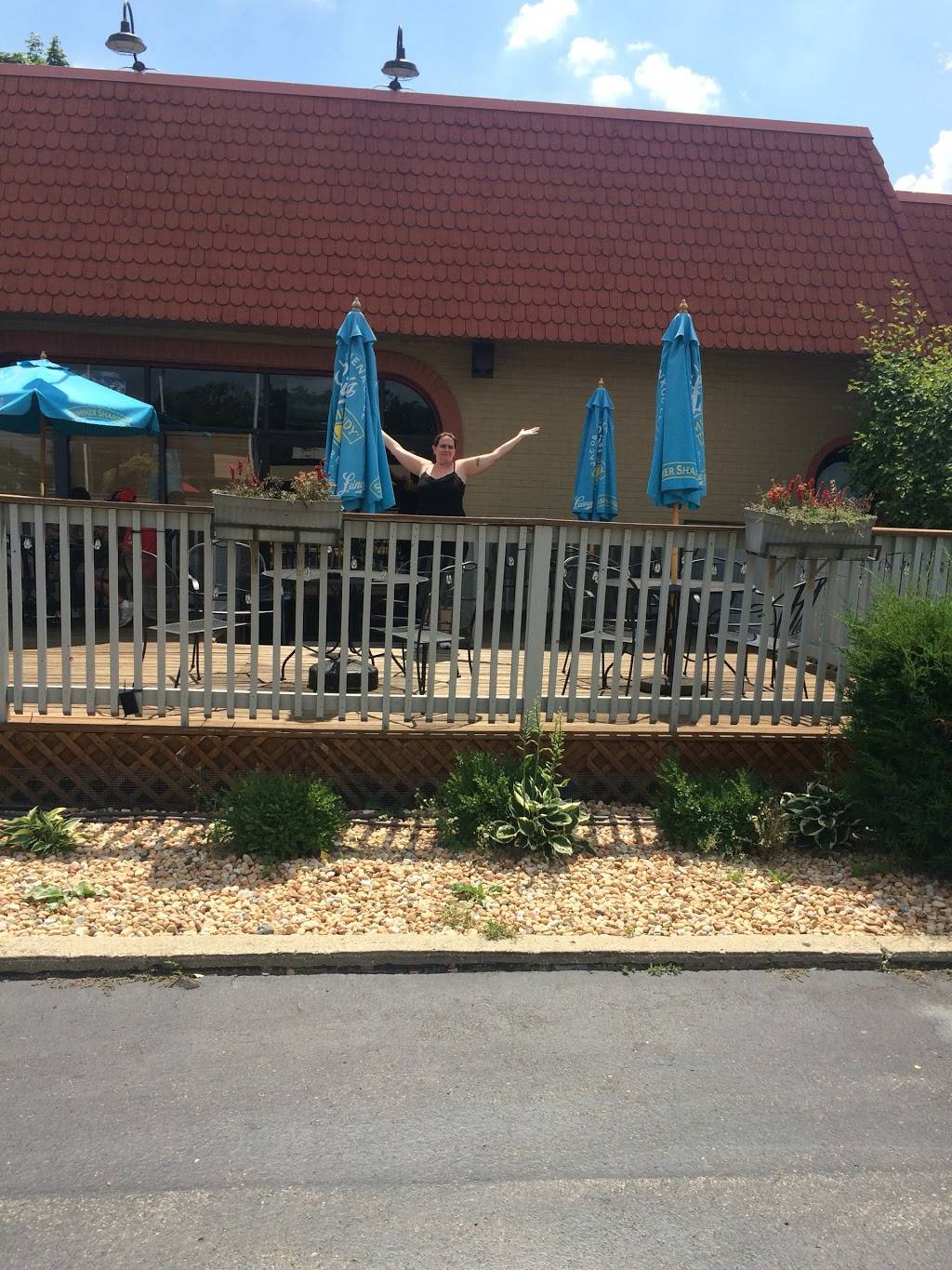 Paps Ultimate Bar & Grill | meal delivery | 1904 S Elmhurst Rd, Mt Prospect, IL 60056, USA | 8478067733 OR +1 847-806-7733