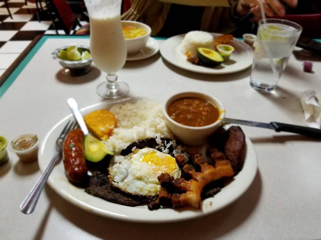 La Antioquena Restaurant | cafe | 3861 Lake Emma Rd, Lake Mary, FL 32746, USA | 4078292532 OR +1 407-829-2532