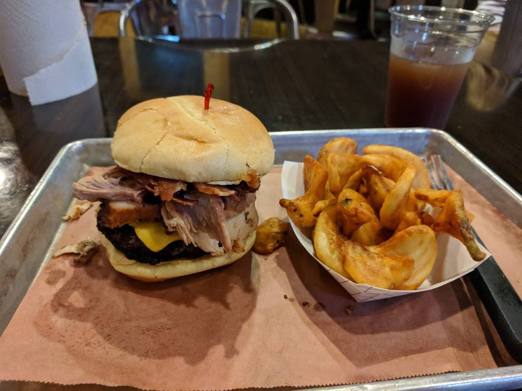 Fire-N-Smoke Wood Fired Kitchen | restaurant | 914 Edwardsville Rd, Troy, IL 62294, USA | 6185050815 OR +1 618-505-0815